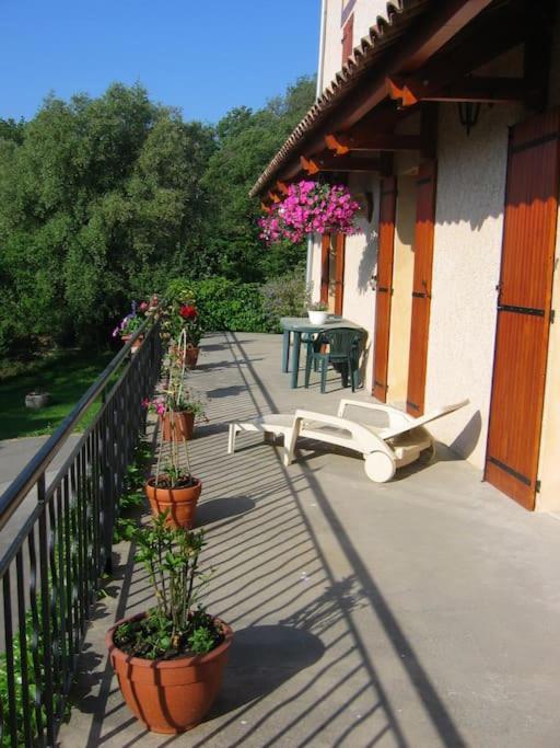 Appartement Cocooning A La Ferme Sisteron Exterior foto